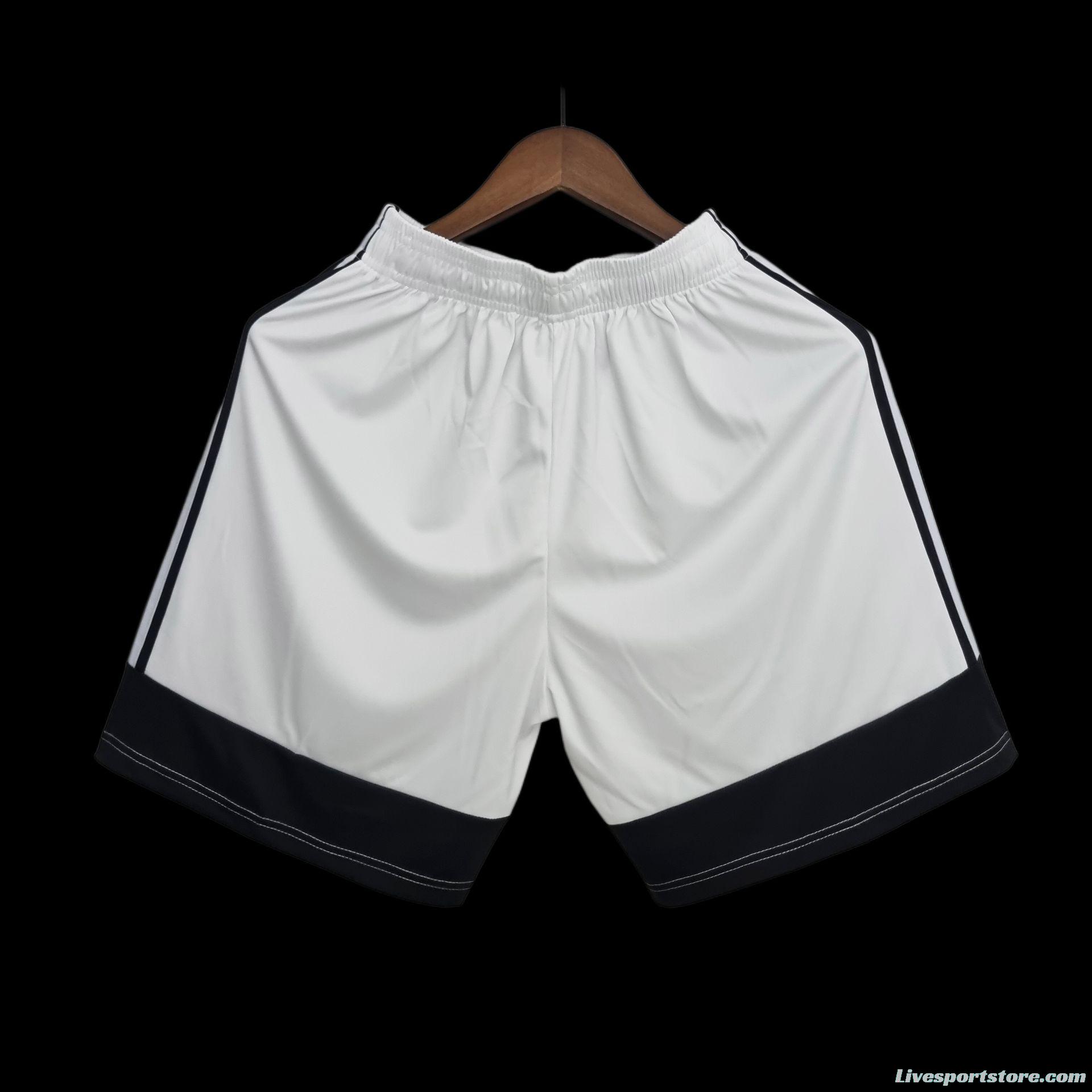 22/23 Colo Colo Shorts White 