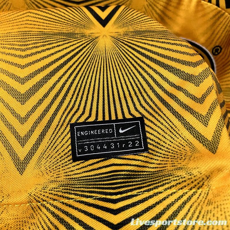 22/23 Kaizer Chiefs Home Soccer Jersey