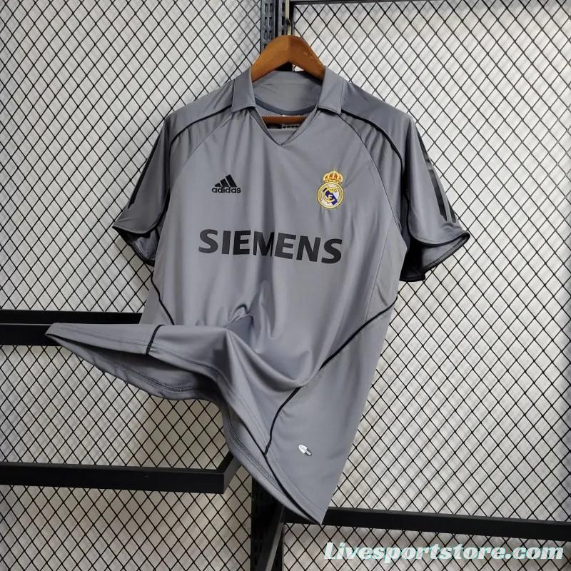 Retro 05/06 Real Madrid Third Grey Jersey