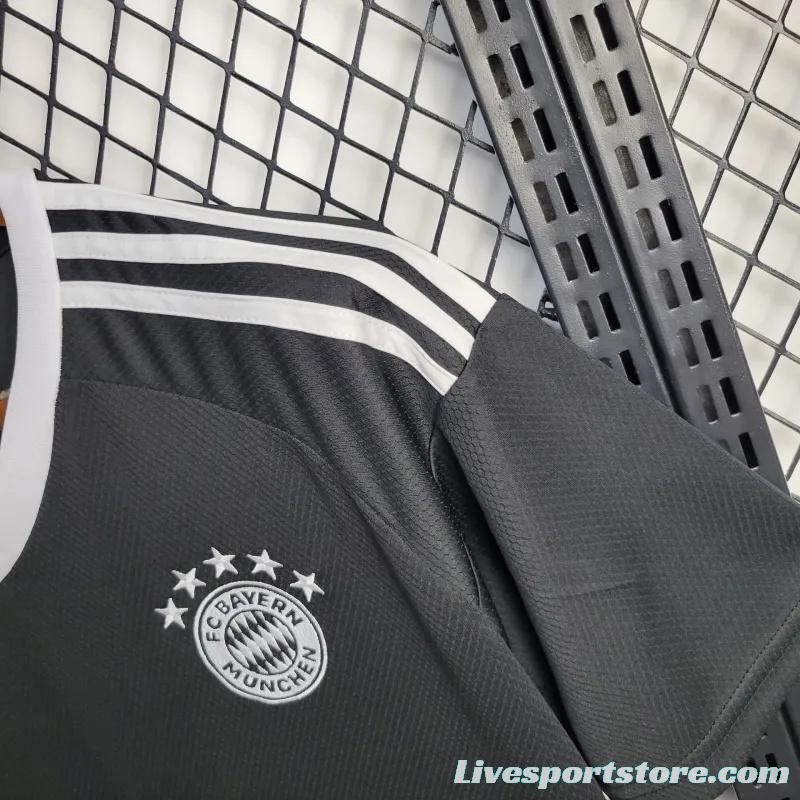 24/25 Bayern Munich Black Goalkeeper Jersey